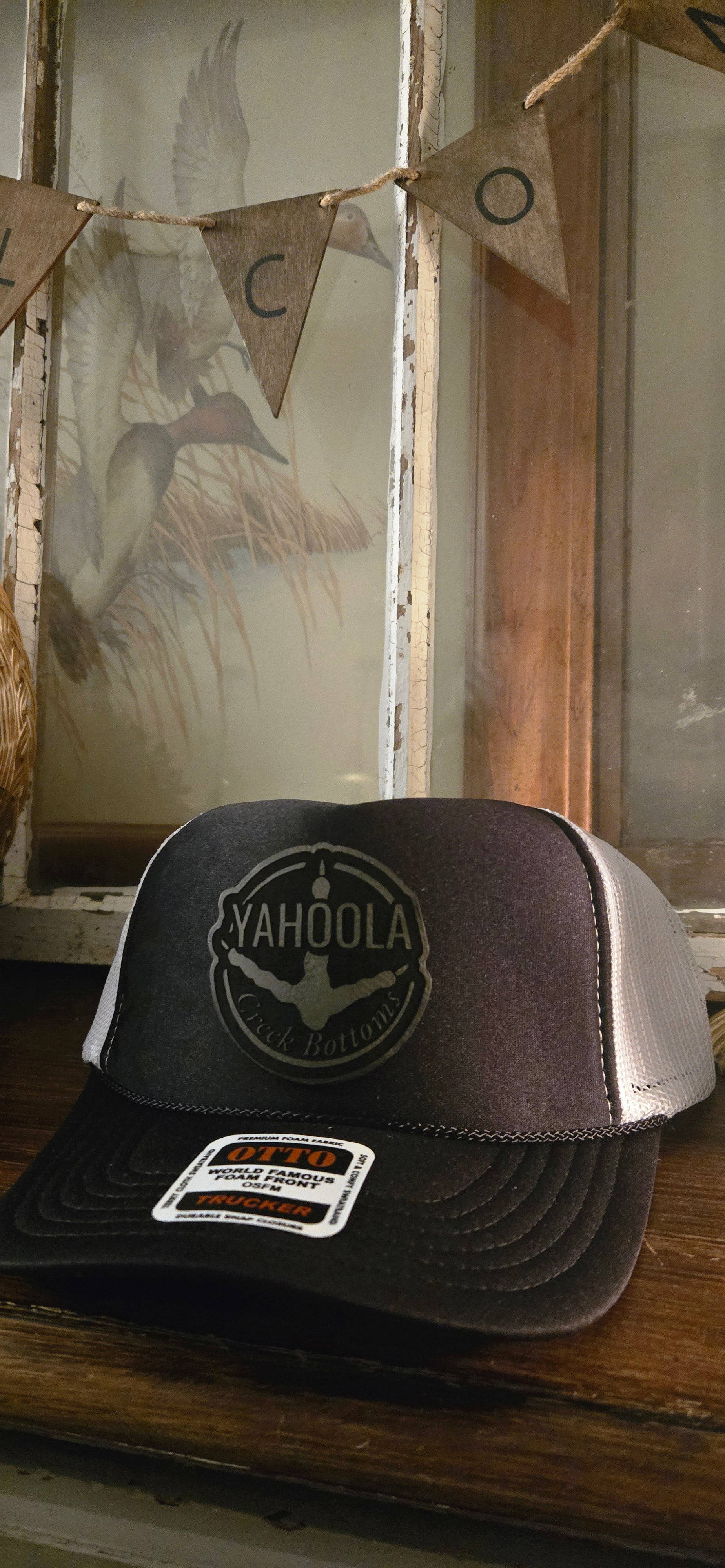 Black and White Trucker Rope