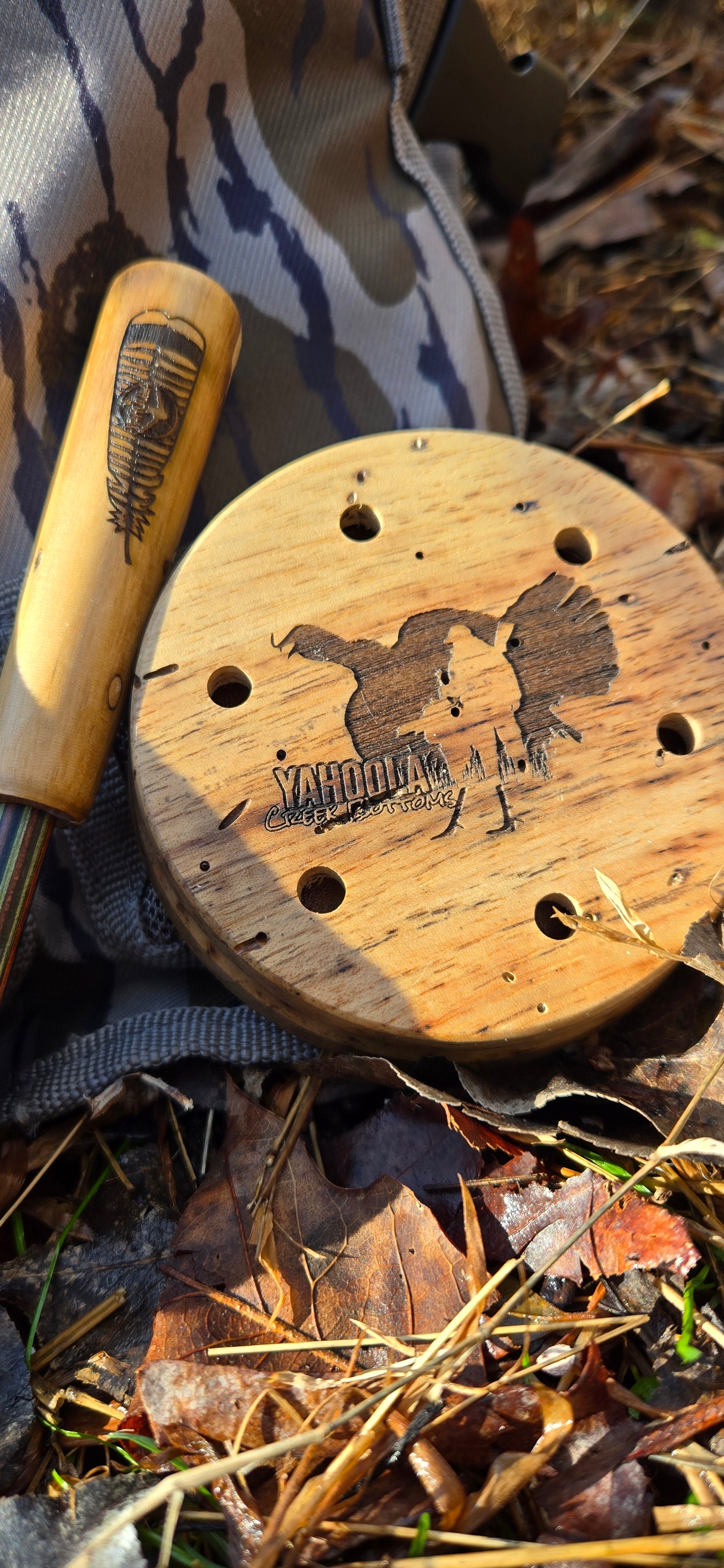 3.5" Wormy pot Etched Glass over PLA